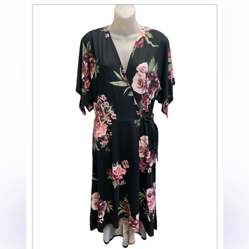 AGB romantic Floral dress size medium fairycore  flutter sleeve NWT